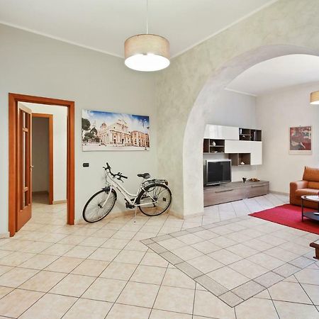 Central Balcony Apartment Katanya Dış mekan fotoğraf